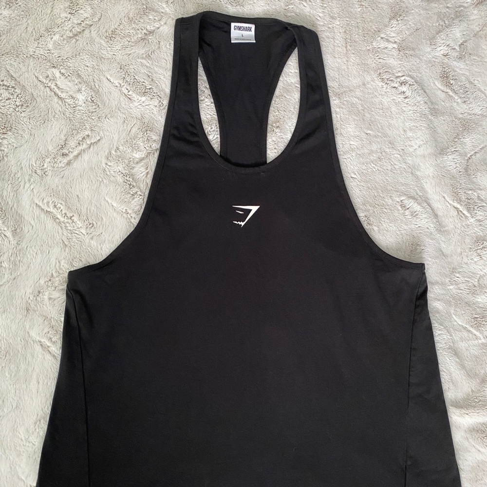 REACT STRINGER
Black
Gymshark Mens
Slim Fit